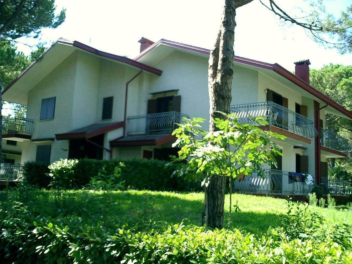 Villa Flamicia Pt Lignano Sabbiadoro Exterior photo